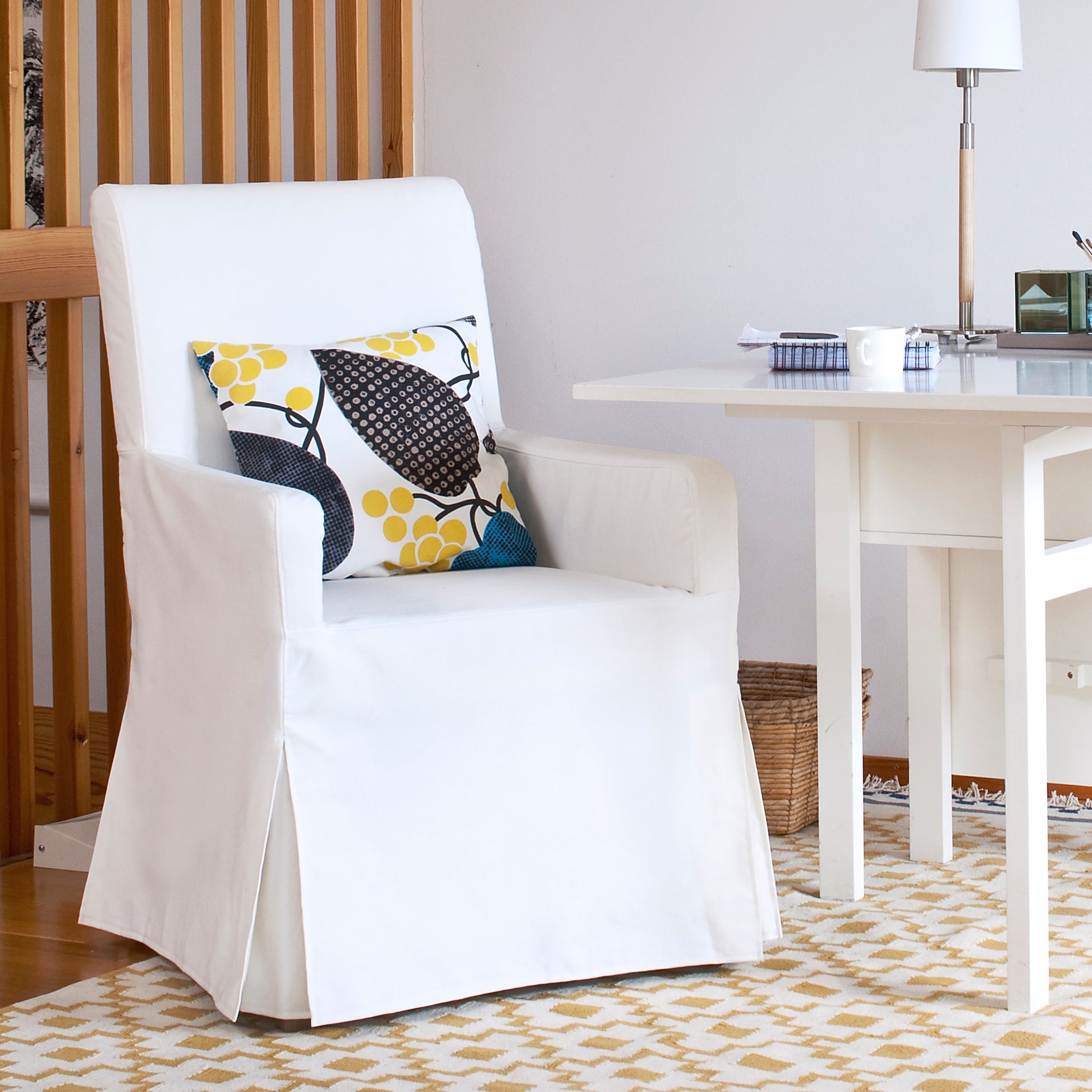 Henriksdal, Chair cover w/ armrests, long skirt box pleat